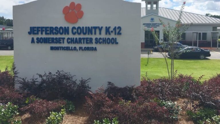 Школы Флориды получили новые запросы на совместное размещение в Школах Надежды