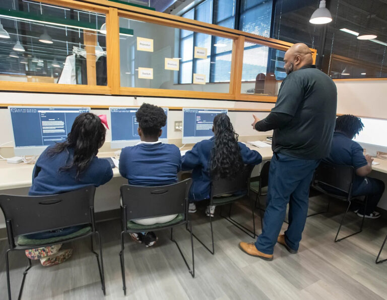 Подготовительная академия Уоррингтона говорит «нет» гранту Triumph Gulf Coast в размере 7,4 млн долларов